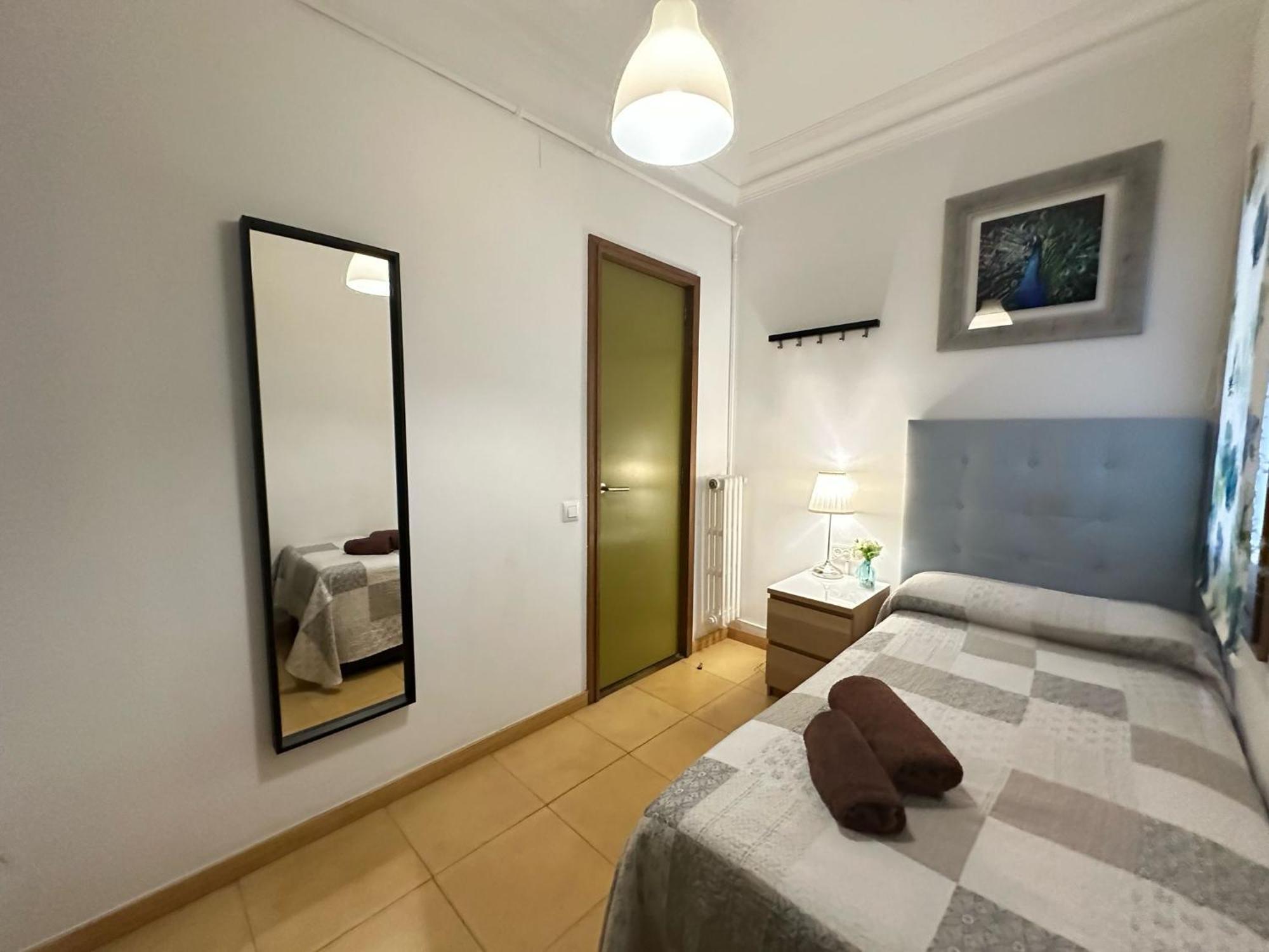 Alojamiento Nuevo Balmes Barcelone Extérieur photo